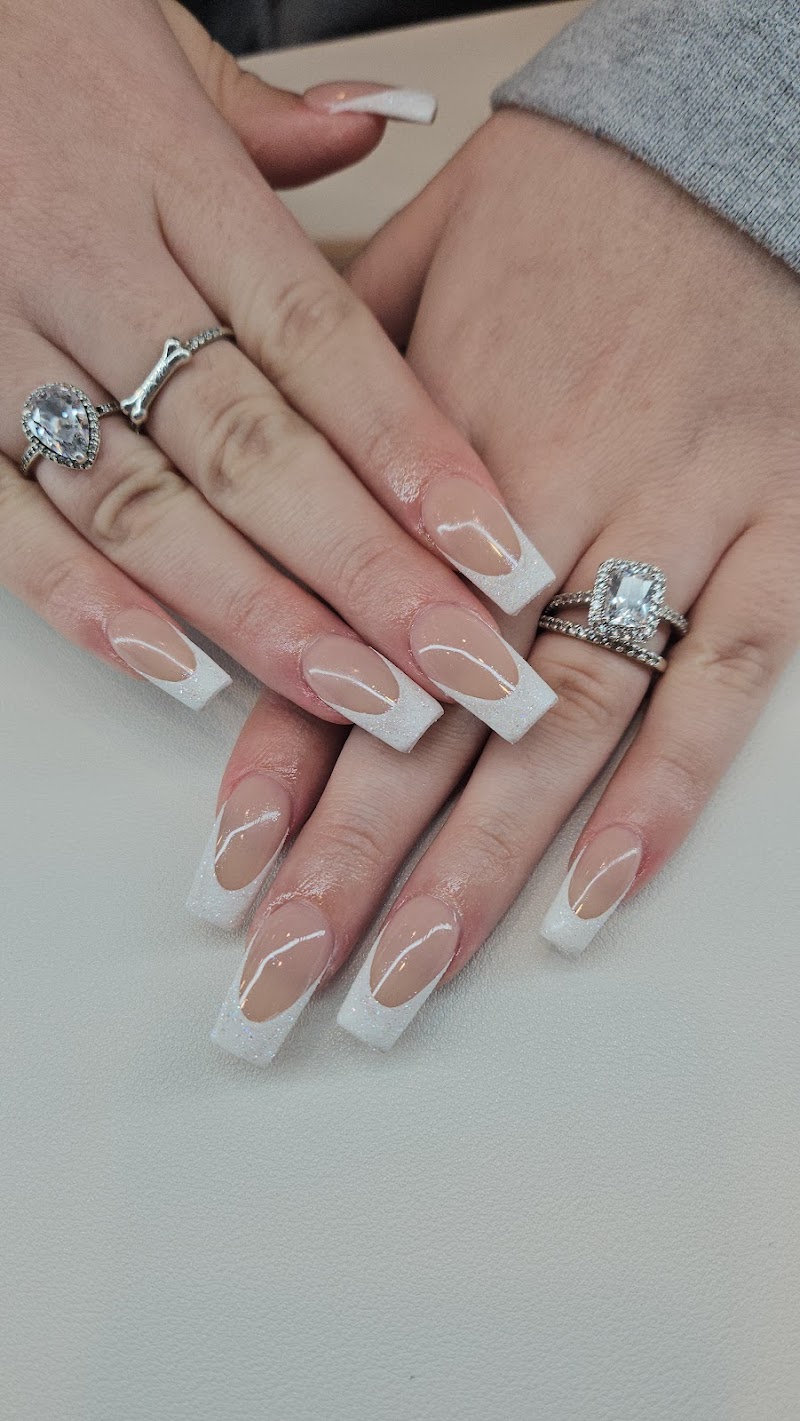 Custom nails at Simplicity Nail Studio